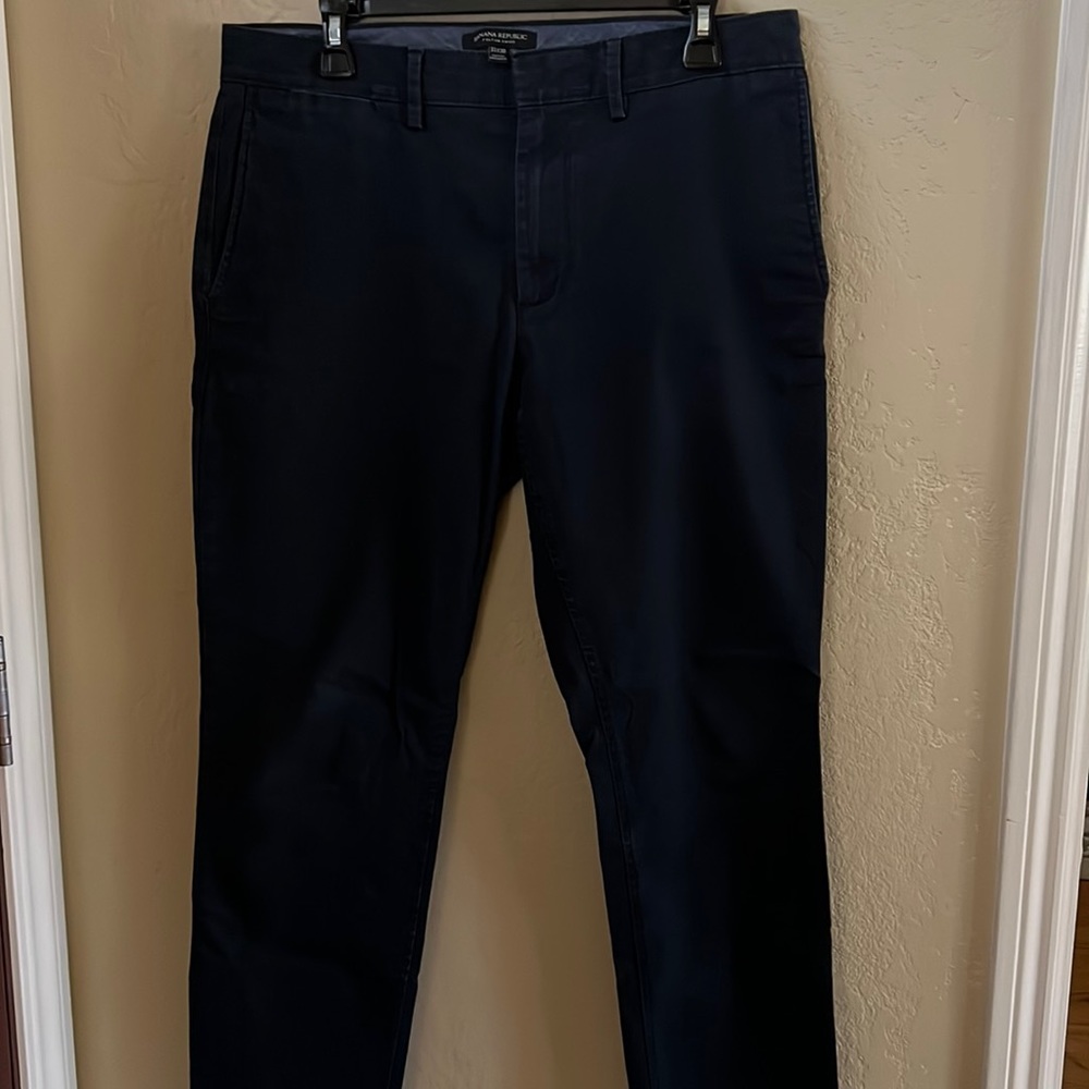 Banana Republic Fulton Chino Khaki pants mens 33x30